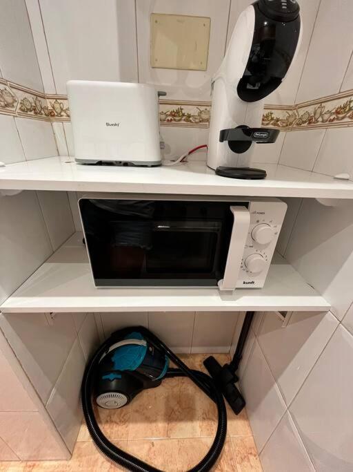 Cozy Apartment 5 Mins To Beach 또레비에하 외부 사진